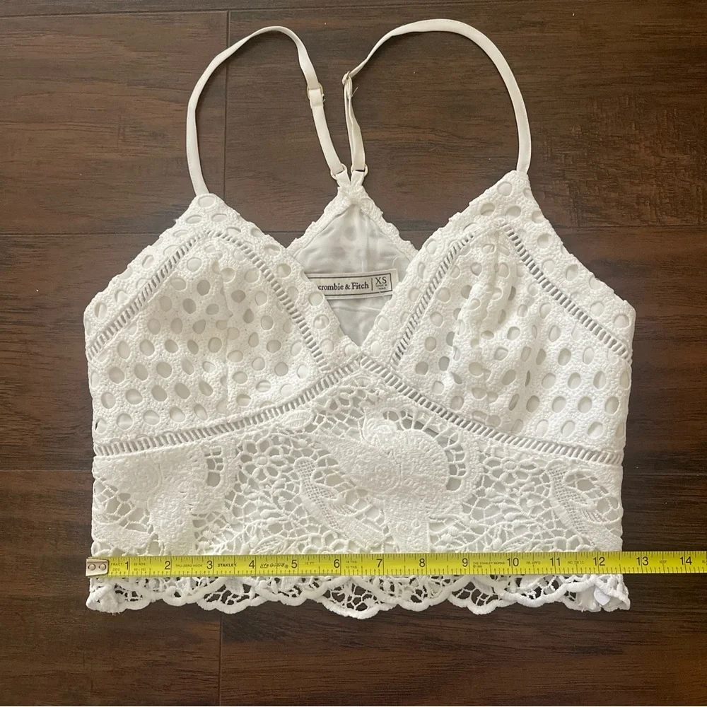 SOLD NWT Abercrombie & Fitch Crochet Lace Cropped Tank Top In Size XS - Picture 6 of 6
